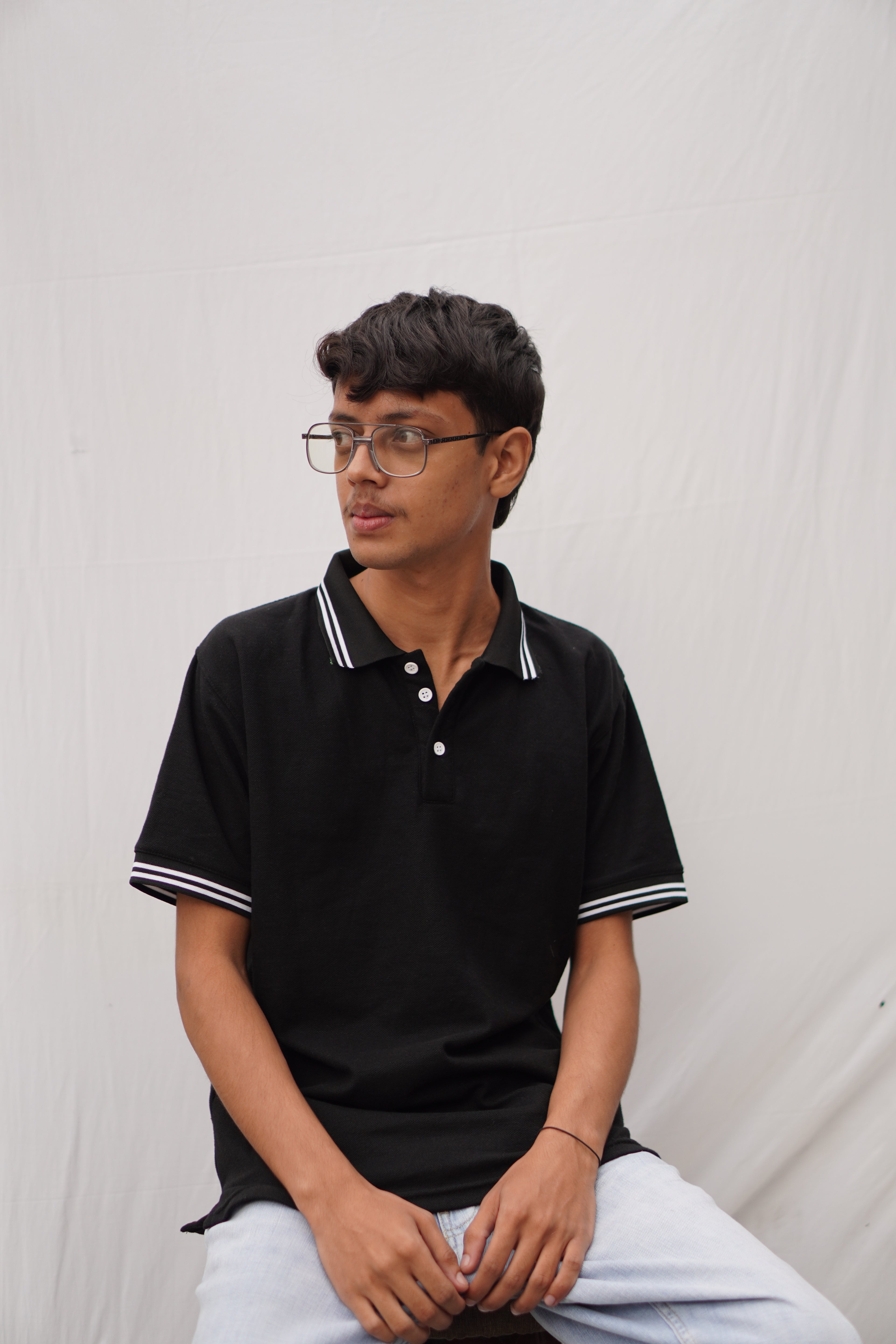 BLACK STRIPPED COLLAR POLO